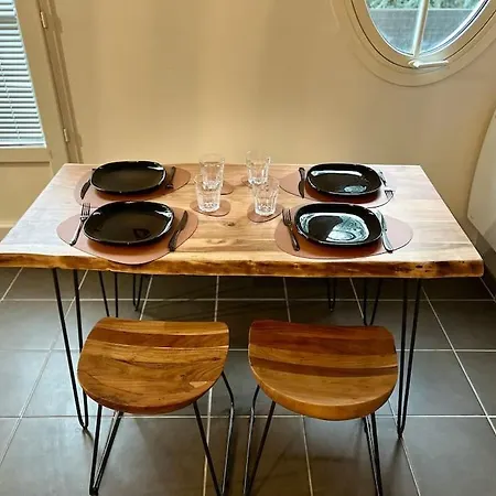 Apartment Once Upon A Time - 7min From Disneyland - Free Private Parking - Self Checkin - Balcony - Barbecue Magny-le-Hongre
